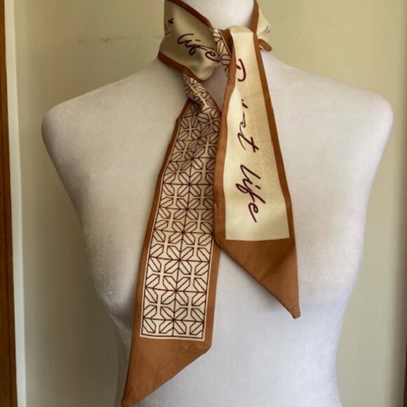 DOMAT LIFE Twilly Skinny Silky Khaki Tan Geo Print Scarf - Picture 3 of 9